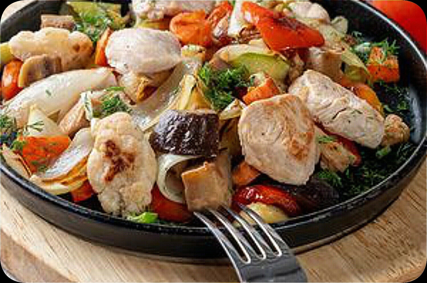 Жаркое из индейки с овощами на сковородочке Жаркое из индейки с овощами на сковородочке